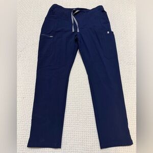 FIGS Yola Skinny Scrub Pants, navy. Women’s large.  👩‍⚕️👨🏽‍⚕️🧑🏻‍⚕️
